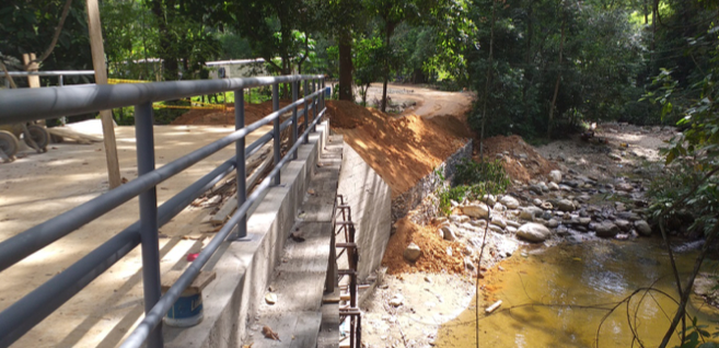 Construcción del puente Casa Sola en Vereda Honduras sendero Ciudad Perdida5