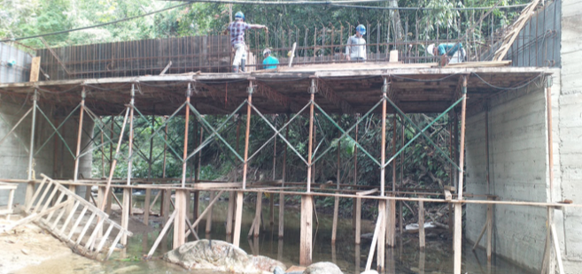 Construcción del puente Casa Sola en Vereda Honduras sendero Ciudad Perdida8